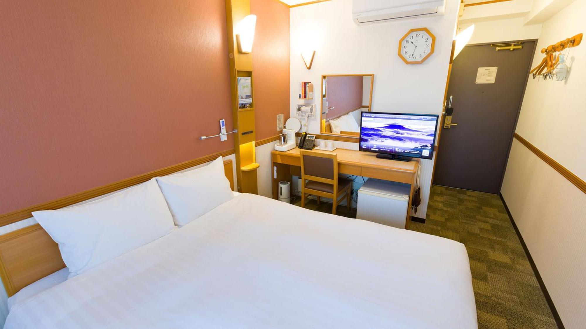 Toyoko Inn Yamagata-Eki Nishi-Guchi Jamagata Pokoj fotografie