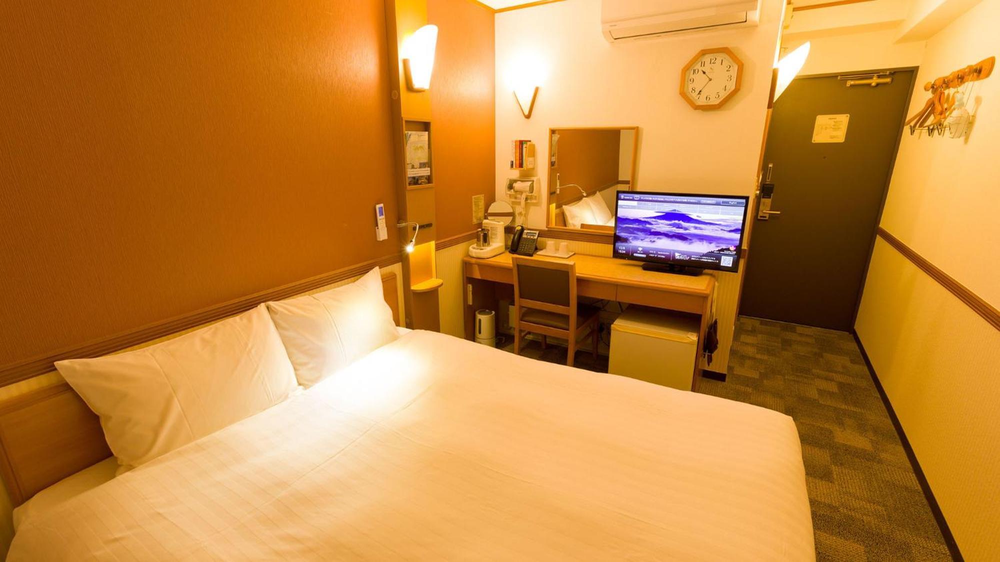 Toyoko Inn Yamagata-Eki Nishi-Guchi Jamagata Pokoj fotografie